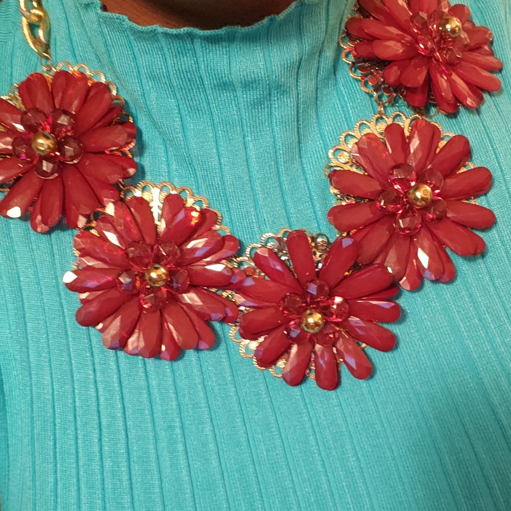 Costume necklace